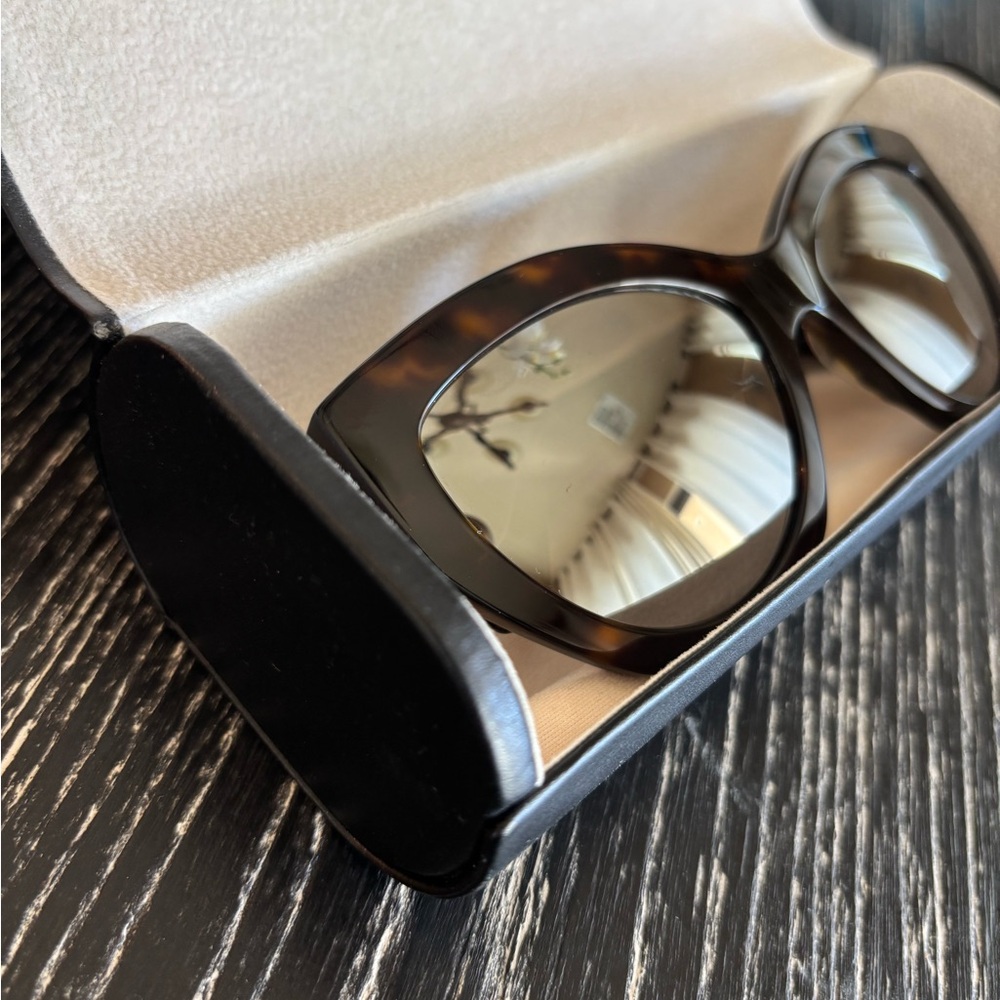 Balenciaga Sunglasses - Picture 10 of 12